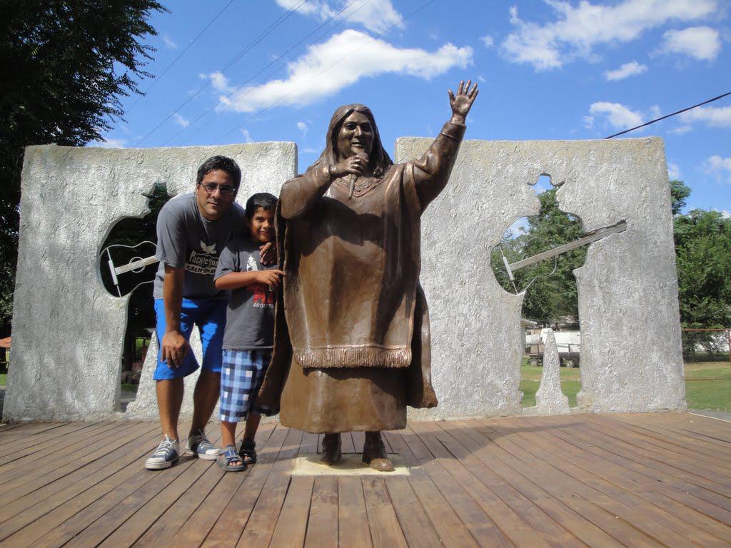 254 mercedes sosa anissacate01
