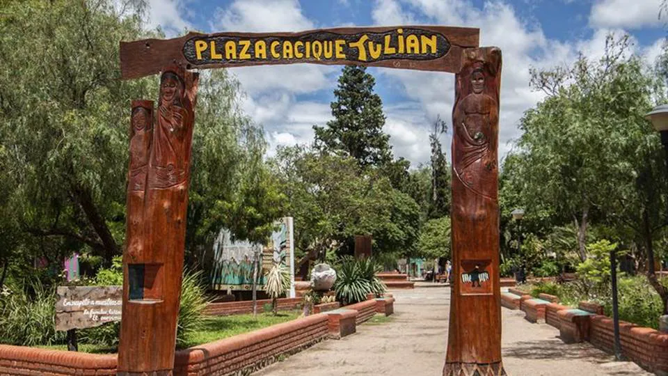 164 plaza