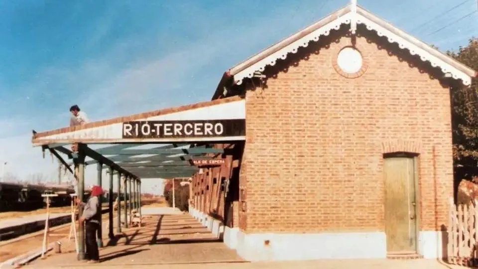 081 ferrocarril . de trenes y ferrocarriles