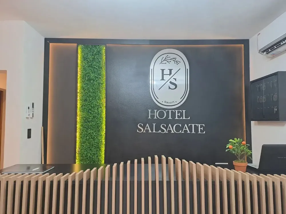 061 hotel salsacate